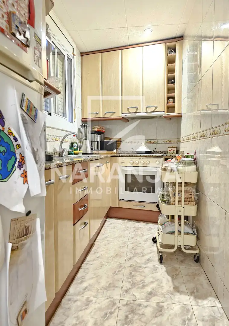 Kitchen of Flat for sale in Barcelona