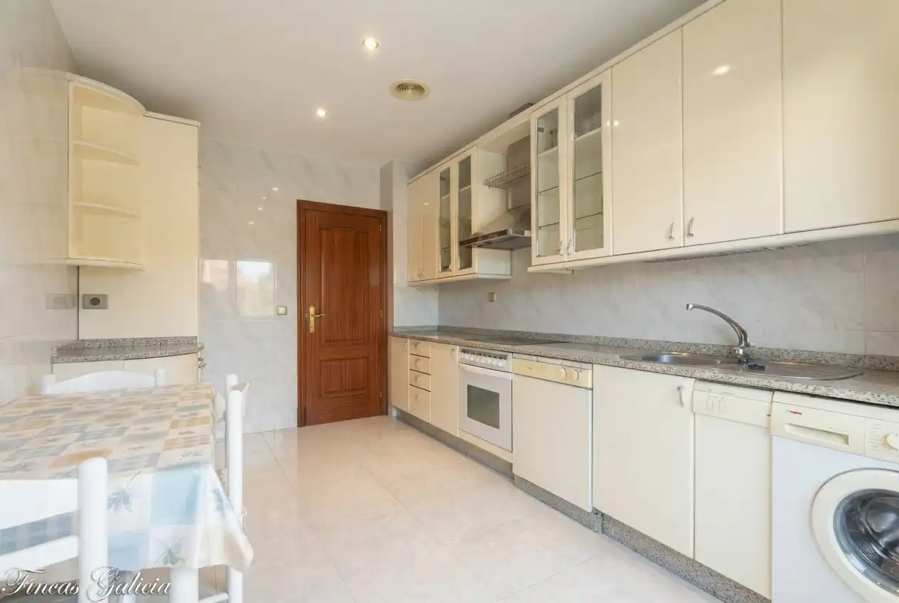 Piso en venta en Verín, imagen 2