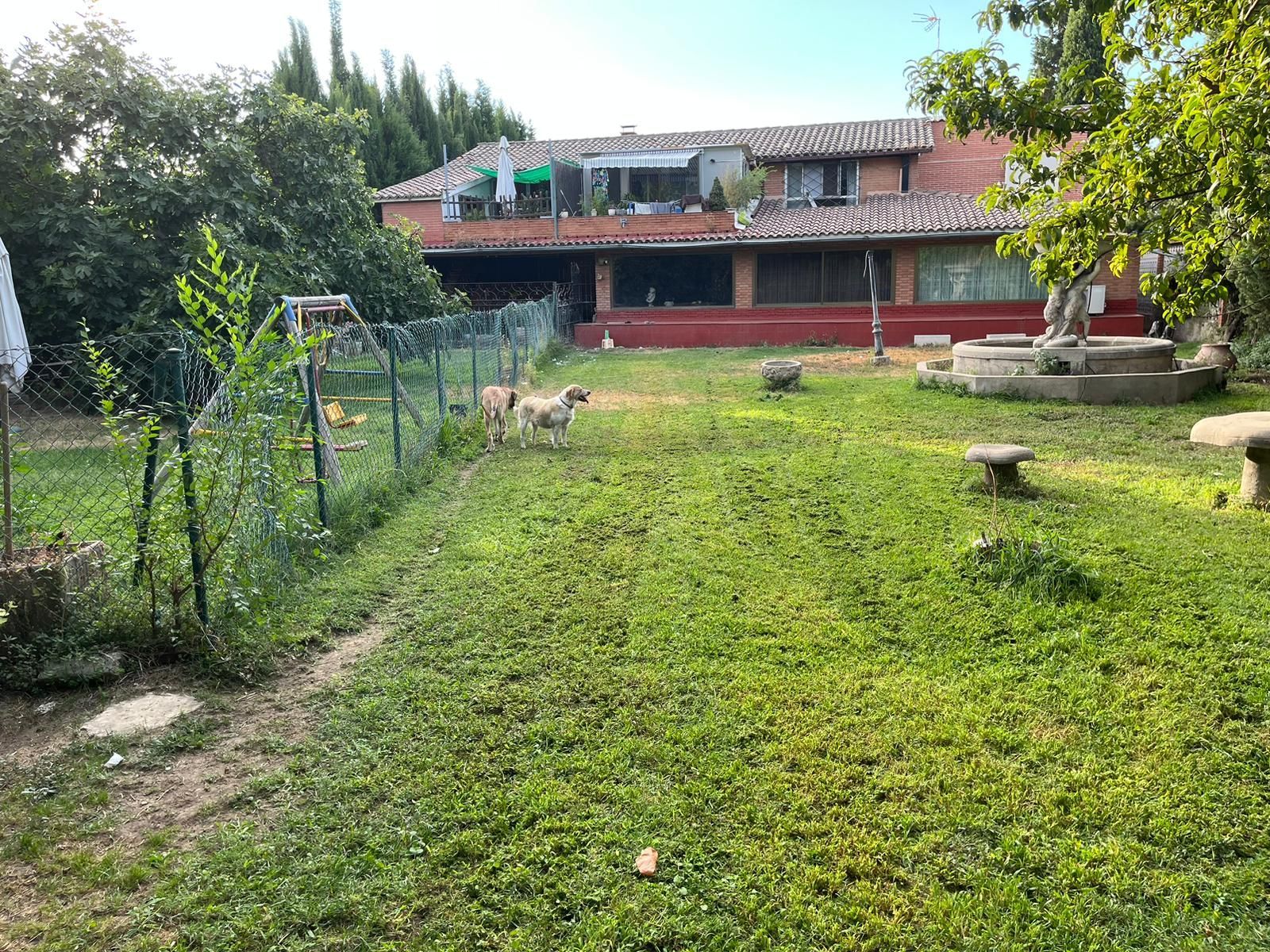 Terreno industrial en venta en Avenida de Madrid, Reyes Católicos