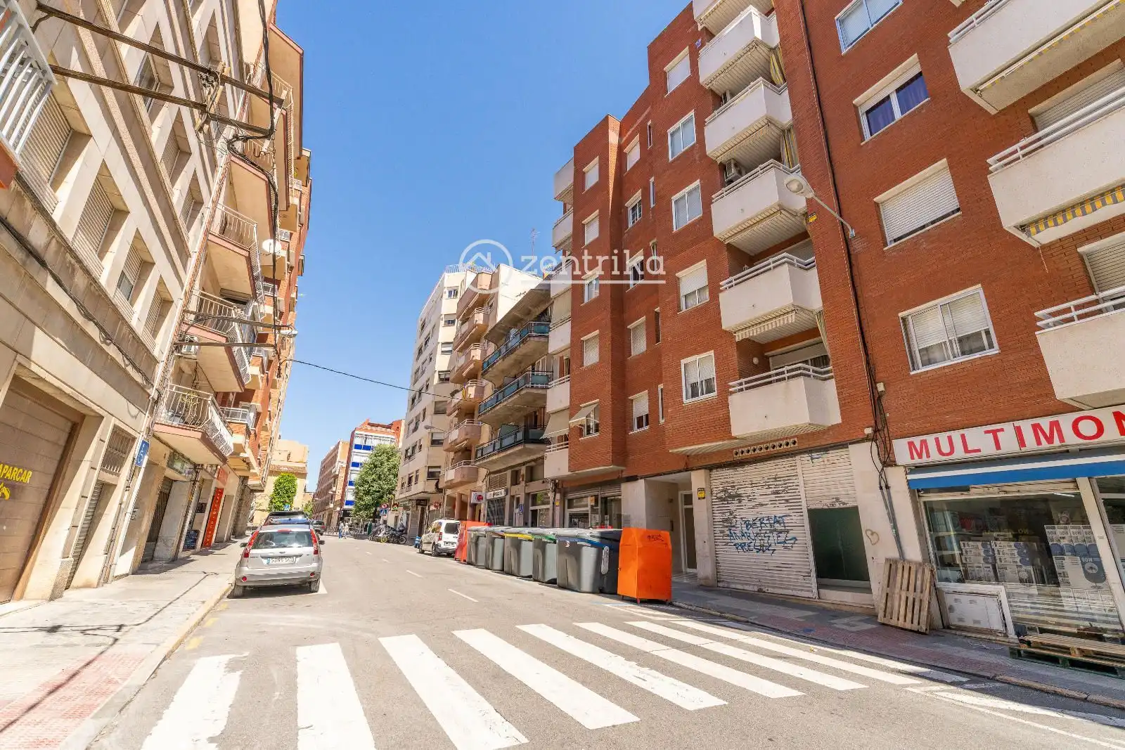 Vista exterior de Piso en venta en Reus con Aire acondicionado, Calefacción y Terraza