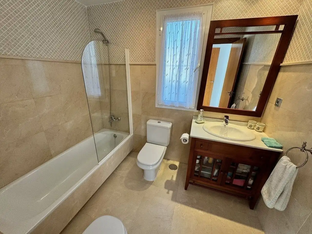 Badezimmer von Maisonette zum Verkauf in Vera mit Klimaanlage, Privatgarten und Terrasse
