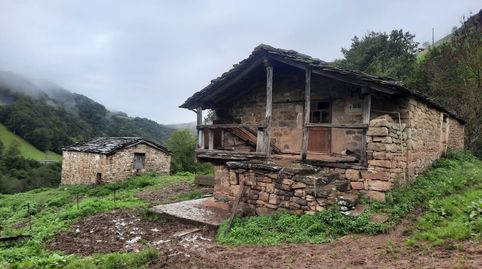 Foto 3 de Finca rústica en venta en Vega de Pas, Cantabria