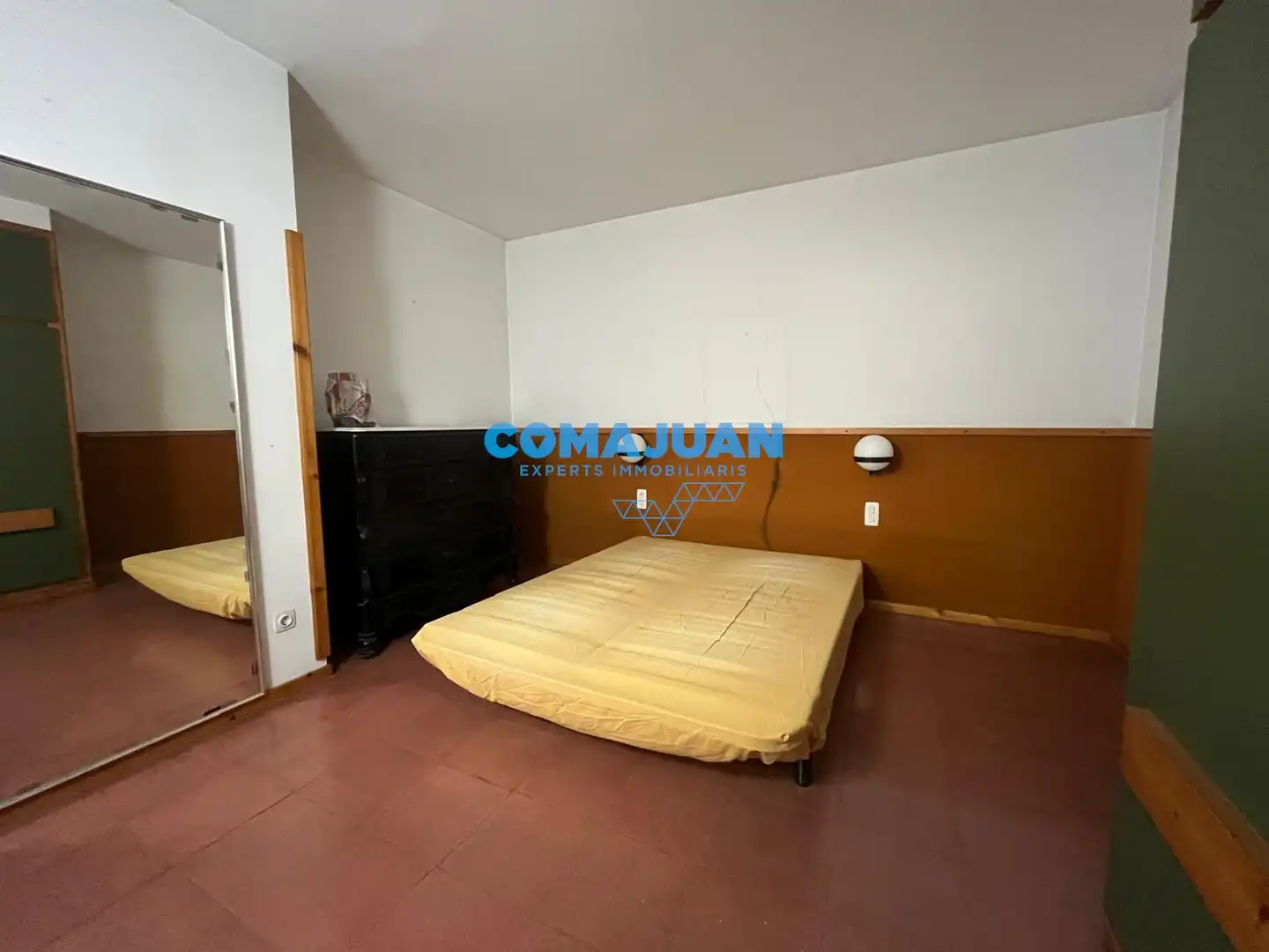 Country house zum Verkauf in Mataró mit Klimaanlage, Heizung und Terrasse