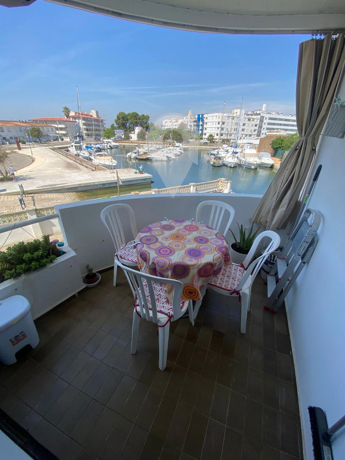 Flat for sale in Cala Fonda, Santa Margarita, Roses