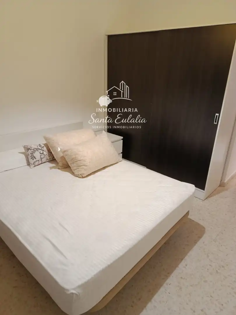 Bedroom of Flat for sale in Mérida  with Air Conditioner, Heating and Storage room