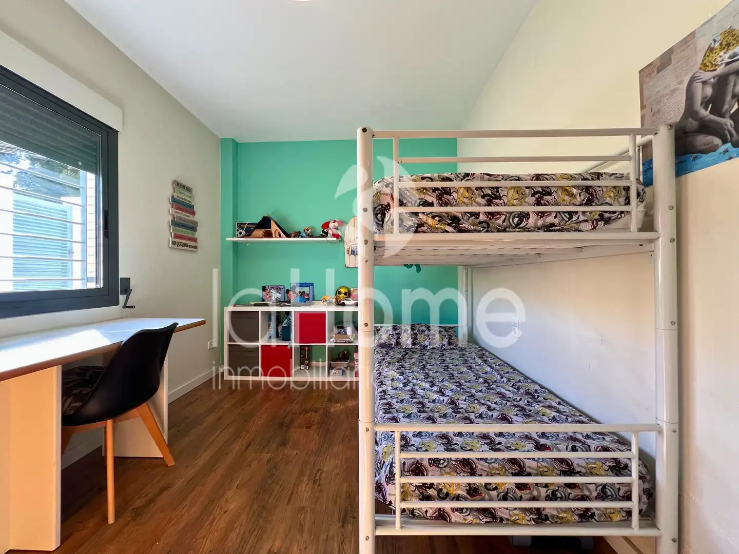 Bedroom of Houses for sale in La Pobla de Vallbona  with Air Conditioner, Parquet flooring and Terrace