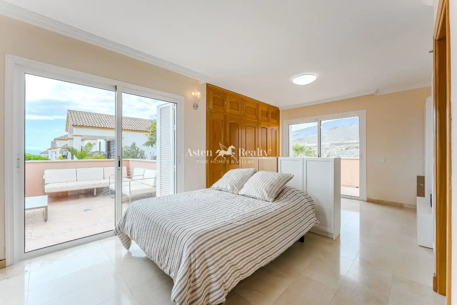 Bedroom of Houses for sale in Adeje  with Air Conditioner, Heating and Terrace