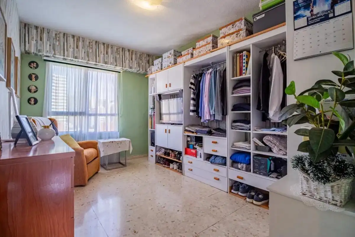 Bedroom of Flat for sale in Benidorm  with Air Conditioner, Heating and Private garden