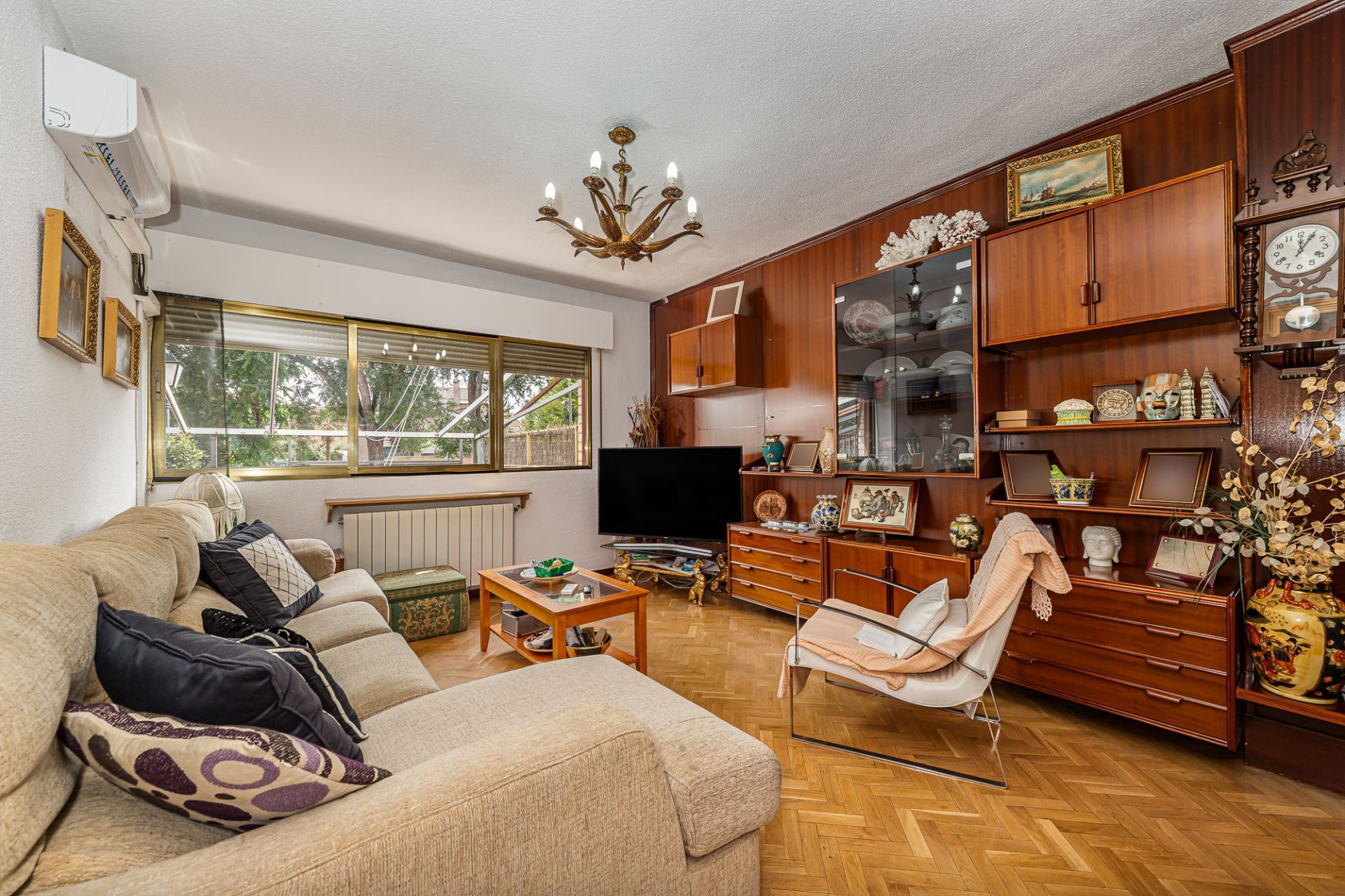 Sala d'estar de Casa o xalet en venda en Daganzo de Arriba amb Aire condicionat i Calefacció