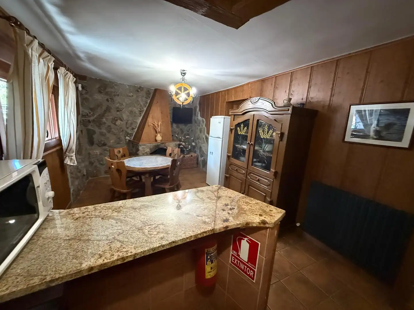 Cuina de Casa o xalet en venda en Cepeda la Mora amb Calefacció, Jardí privat i Traster