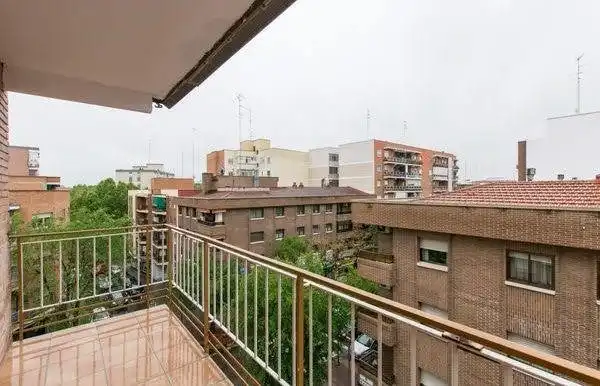 Terrassa de Pis de lloguer en Móstoles amb Calefacció, Terrassa i Moblat