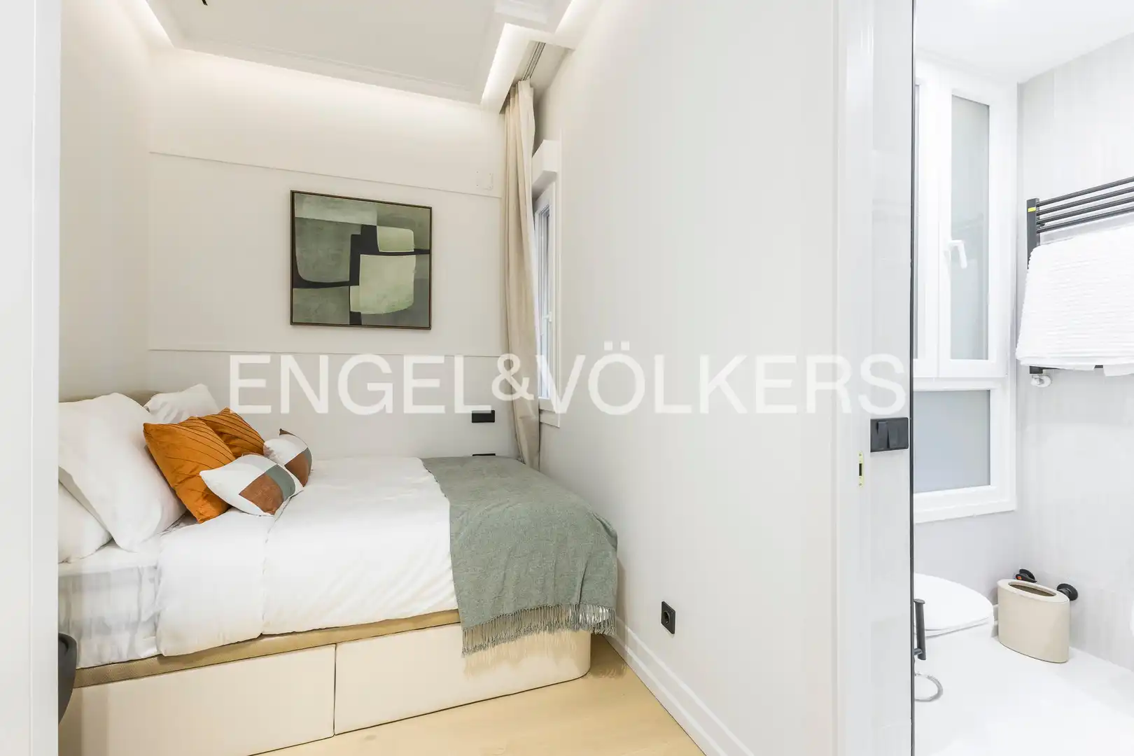Schlafzimmer von Wohnung zum Verkauf in Madrid mit Klimaanlage, Heizung und Möbliert