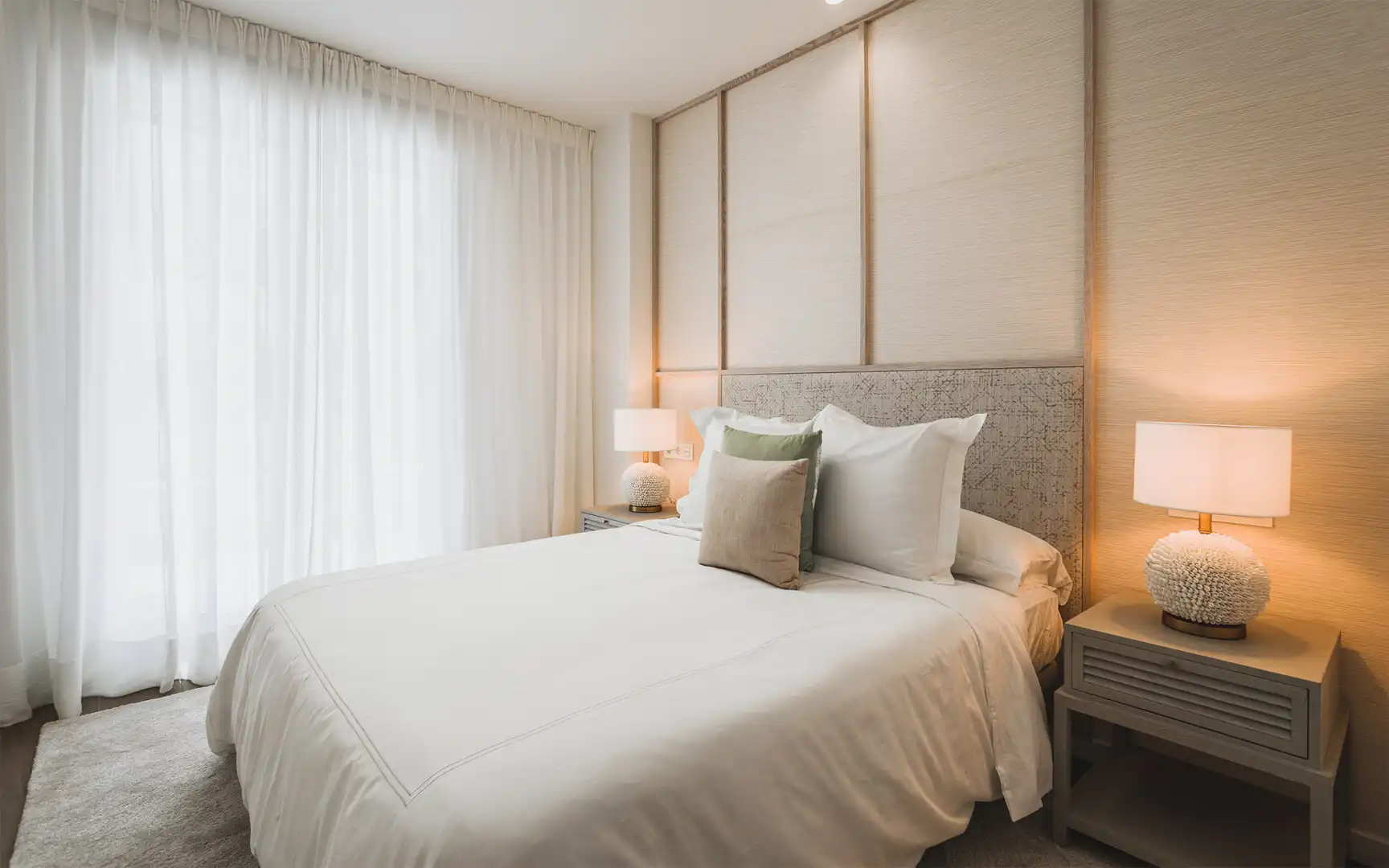 Habitación de Apartamento en venta en Marbella con Aire acondicionado, Terraza y Piscina