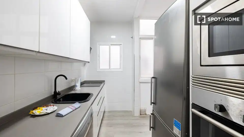 Küche von Wohnungen zur untervermieten in Málaga mit Klimaanlage, Terrasse und Möbliert