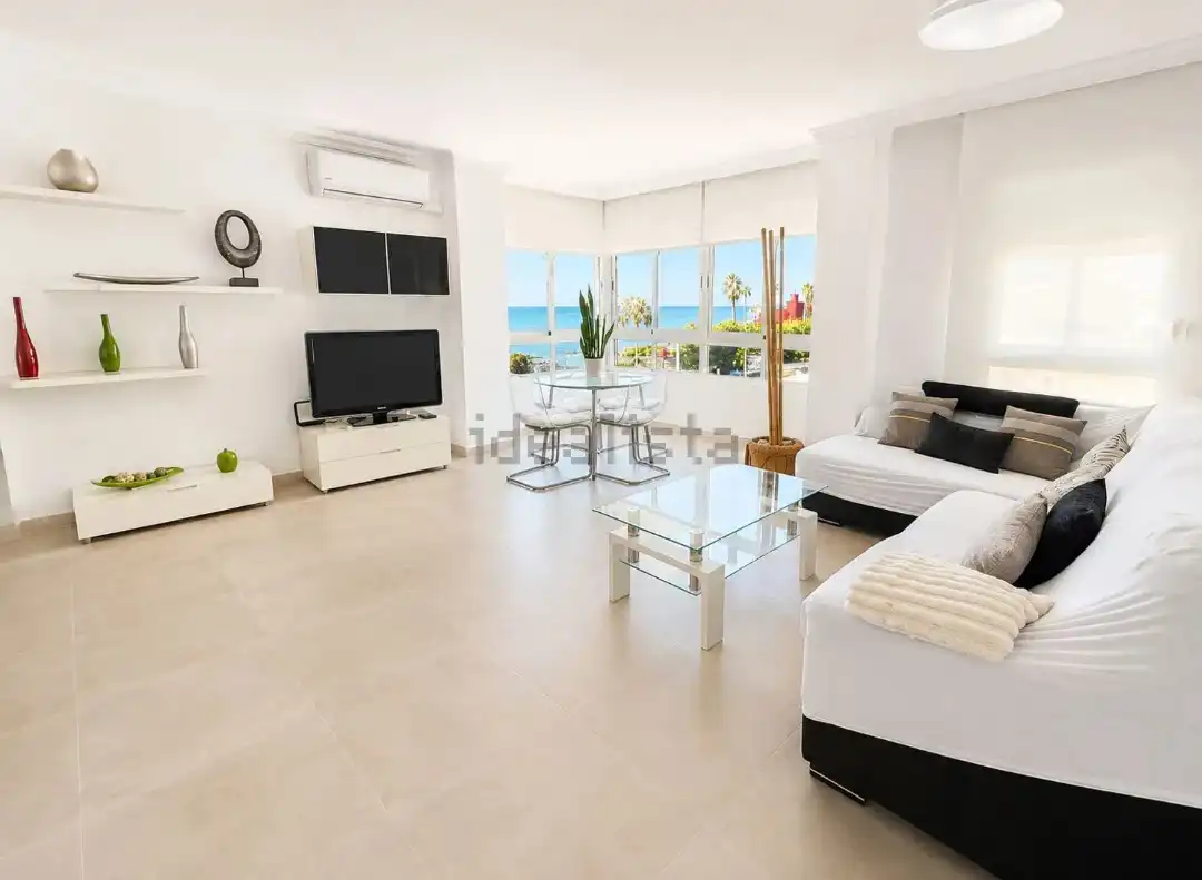 Wohnzimmer von Wohnung zum Verkauf in Benalmádena mit Möbliert und Gemeinschaftspool