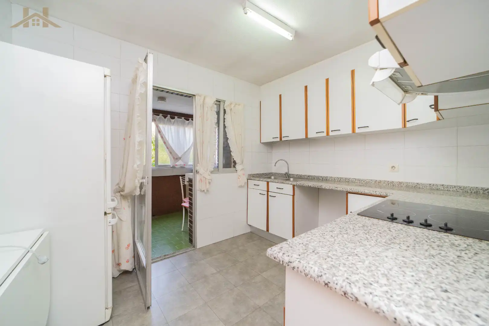 Kitchen of Attic for sale in Pozuelo de Alarcón  with Air Conditioner, Heating and Terrace