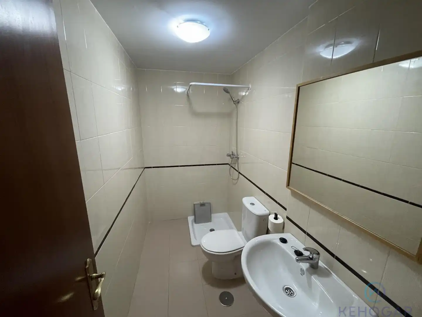 Bathroom of Flat for rent in Arco Norte - Avda. España