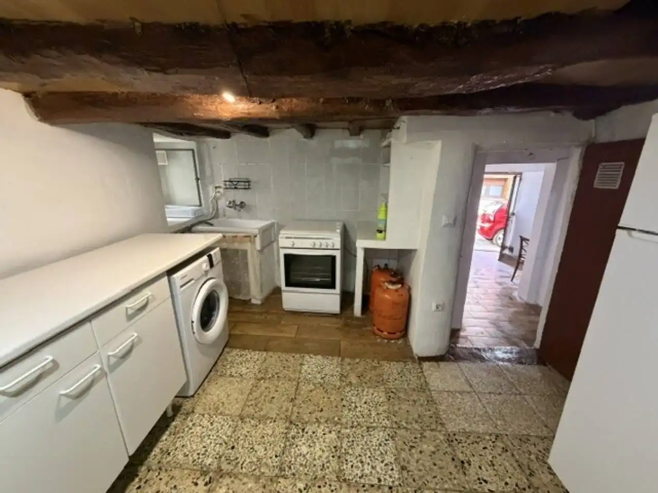 Cuina de Casa adosada de lloguer en Horcajo de la Sierra - Aoslos amb Moblat