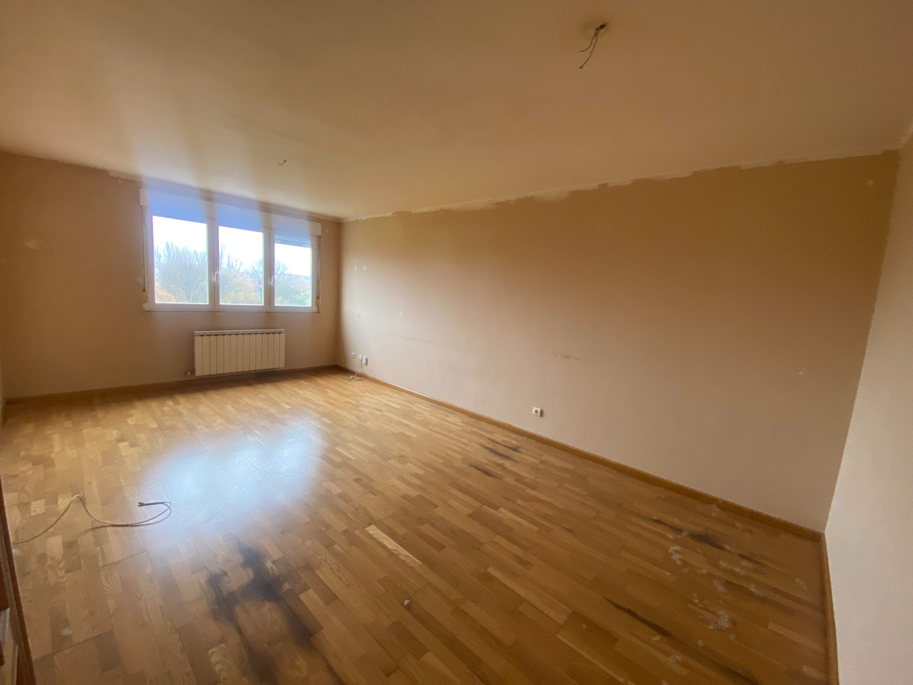 Apartament en venda a Calle de la Iglesia, Trobajo del Camino