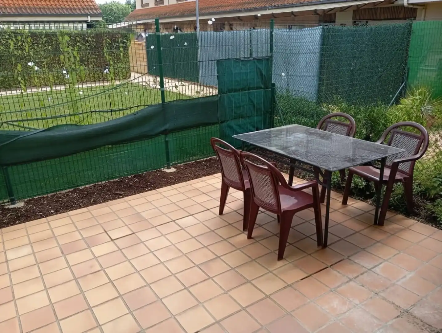 Terrasse von Einfamilien-Reihenhaus zum Verkauf in Reocín mit Heizung und Terrasse