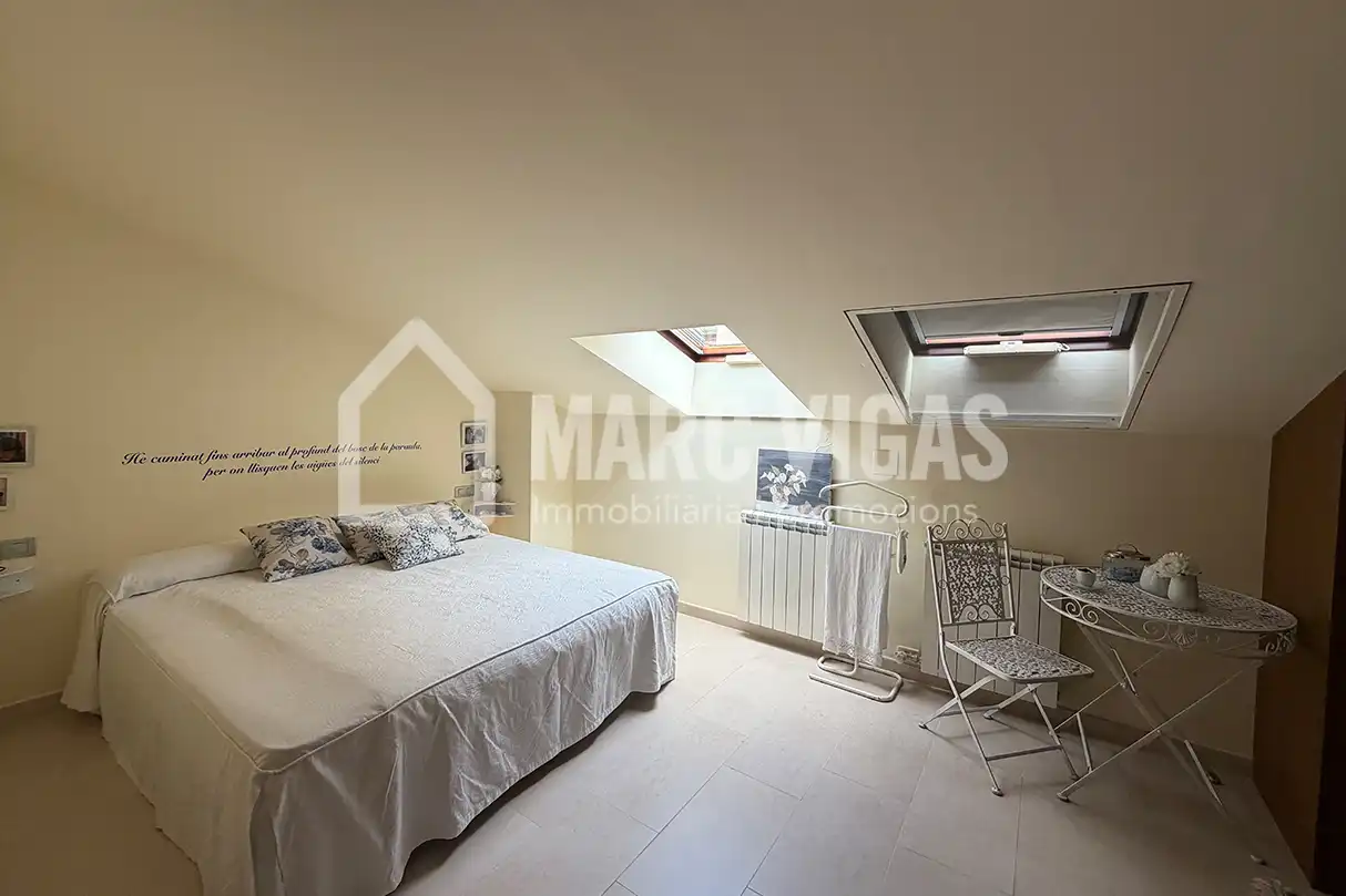 Habitación de Casa adosada de alquiler en Viladrau con Aire acondicionado, Terraza y Amueblado