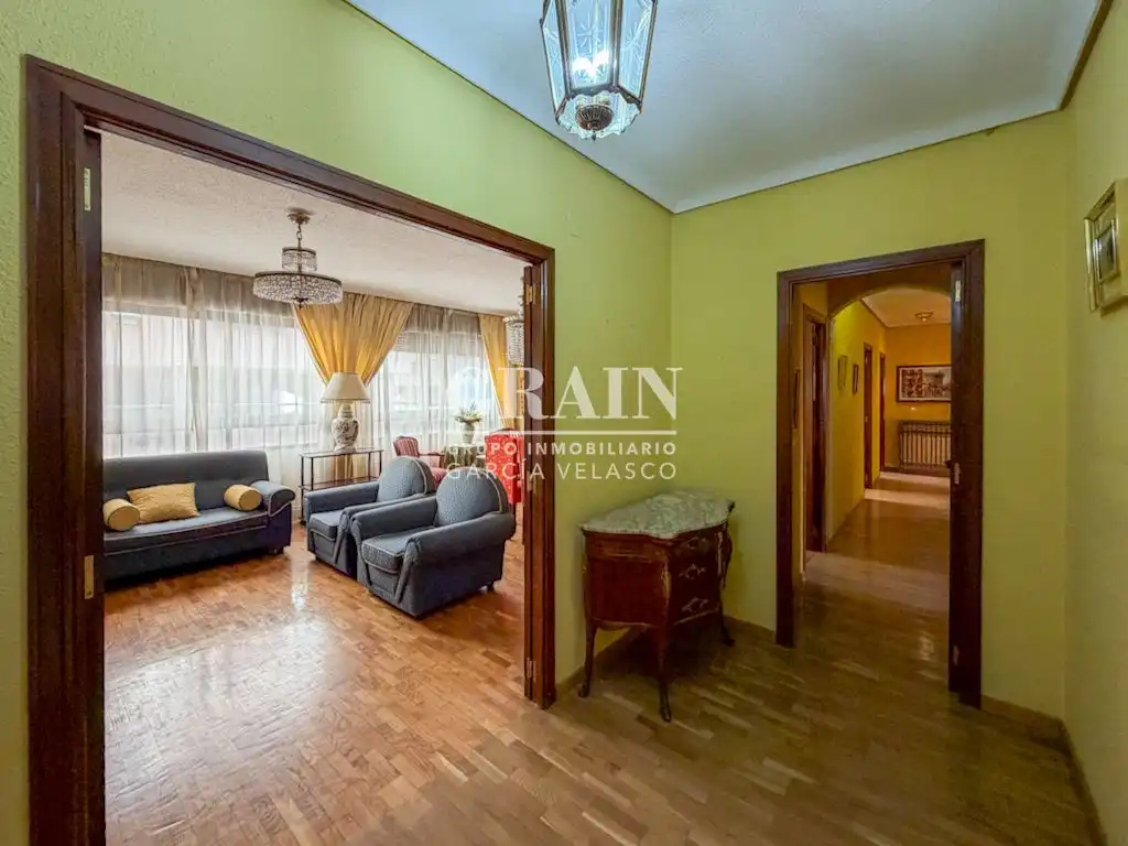 Piso en venta en Albacete con Calefacción y Parquet
