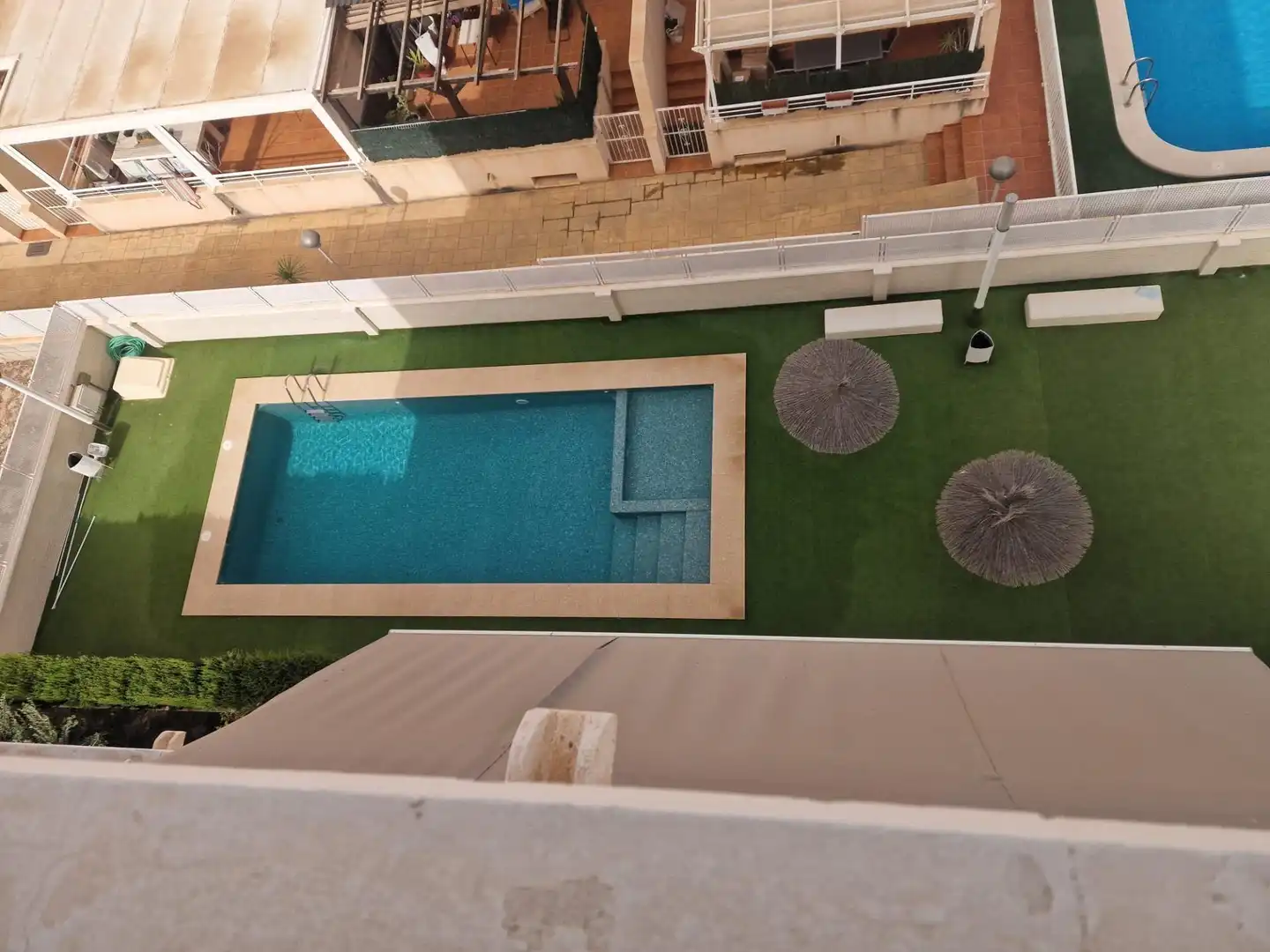 Piscina de Àtic en venda en Elche / Elx amb Terrassa, Traster i Piscina comunitària