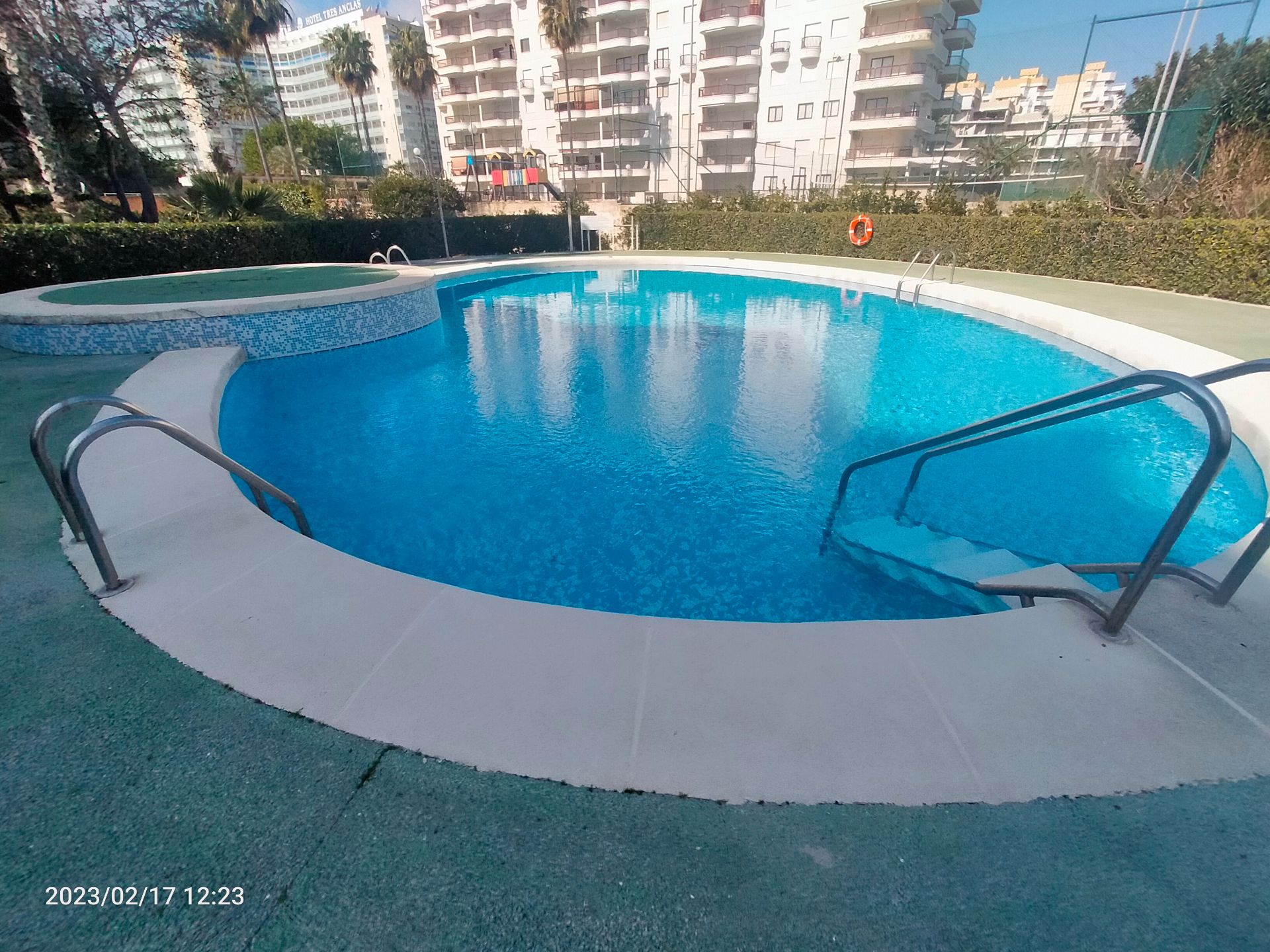 Piscina de Estudio de alquiler en Gandia con Aire acondicionado, Terraza y Trastero