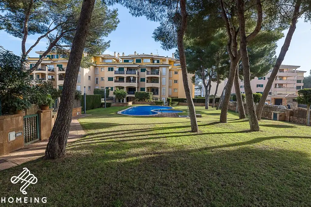 Vista exterior de Pis en venda en Llucmajor amb Aire condicionat, Terrassa i Piscina