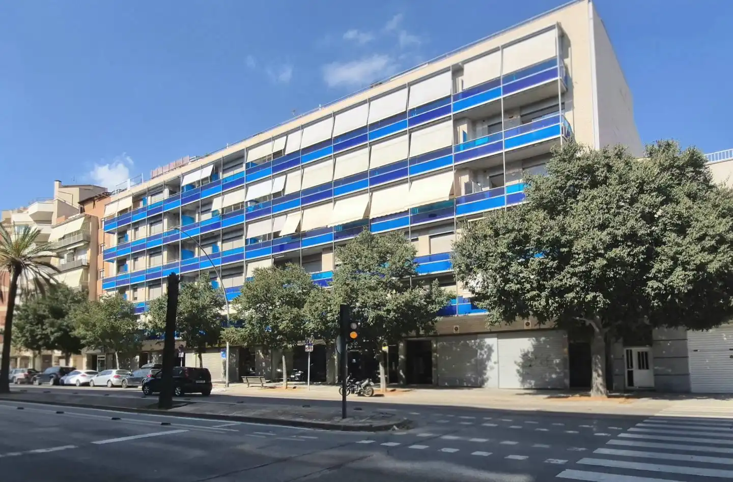 Vista exterior de Pis en venda en Terrassa amb Calefacció i Balcó