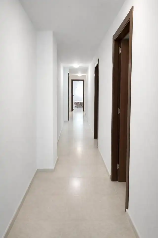 Wohnung zum Verkauf in Oliva mit Abstellraum und Möbliert
