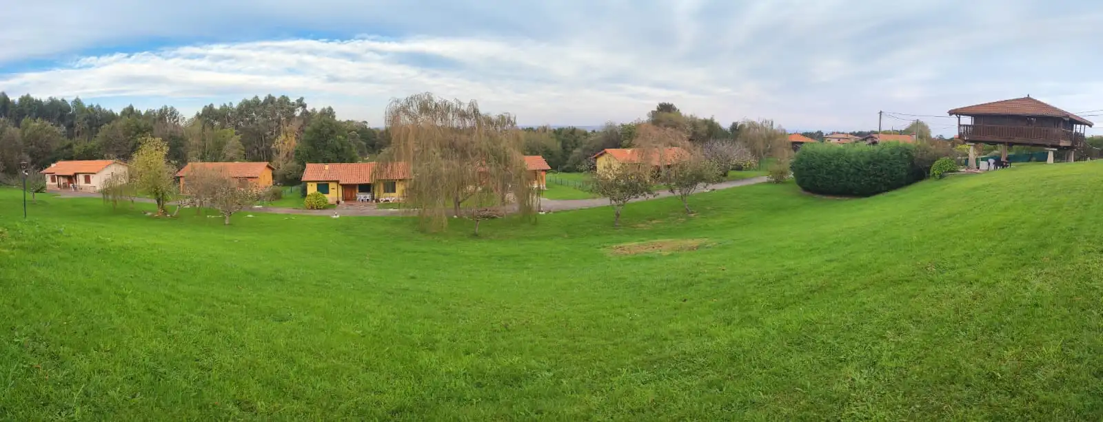 Country house zum Verkauf in Llanes mit Heizung, Privatgarten und Terrasse
