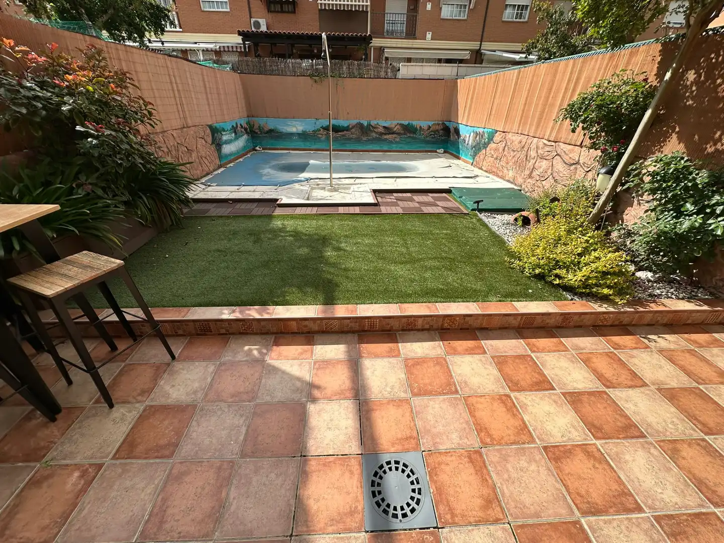 Swimming pool of Detached homes for sale in Parla  with Air Conditioner, Heating and Private garden