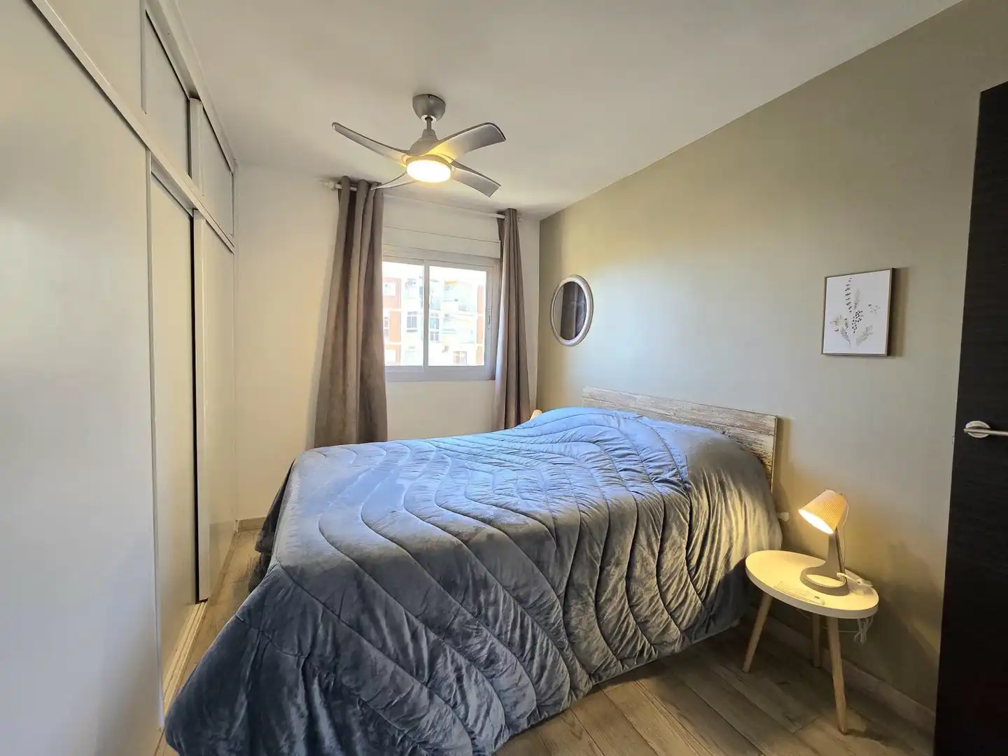 Schlafzimmer von Wohnung zum Verkauf in Benalmádena mit Privatgarten, Möbliert und Gemeinschaftspool