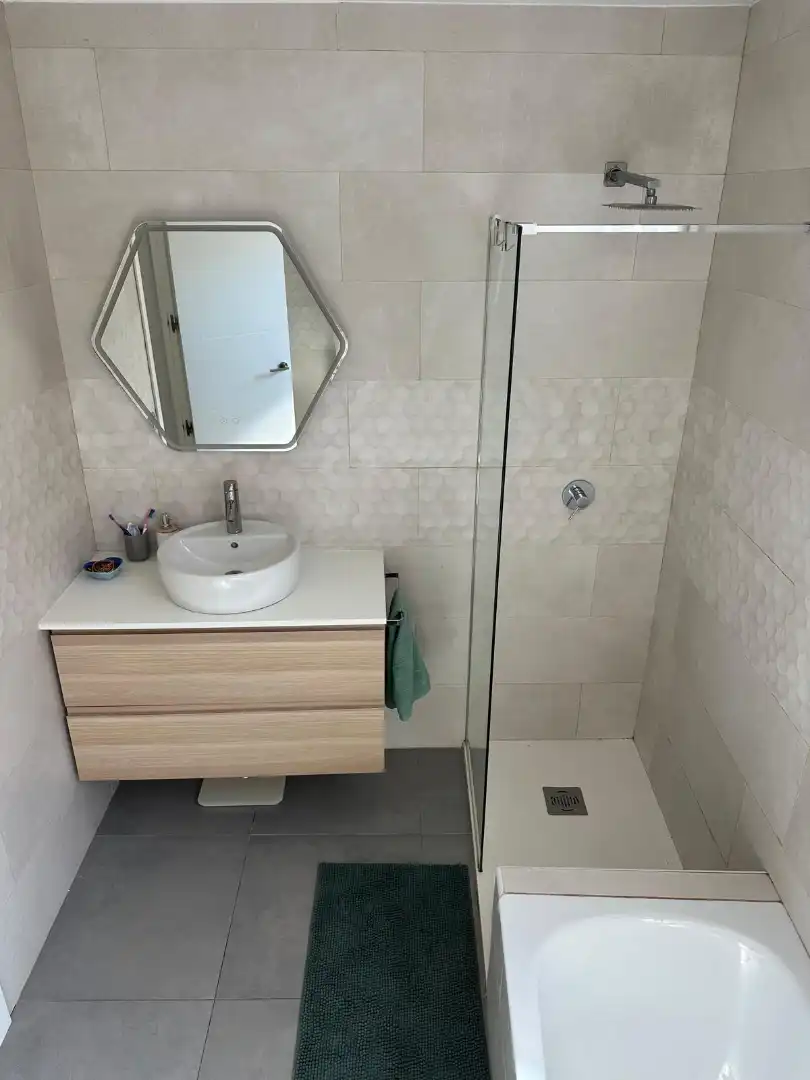 Bathroom of Flat for sale in Vandellòs i l'Hospitalet de l'Infant  with Air Conditioner, Furnished and Balcony