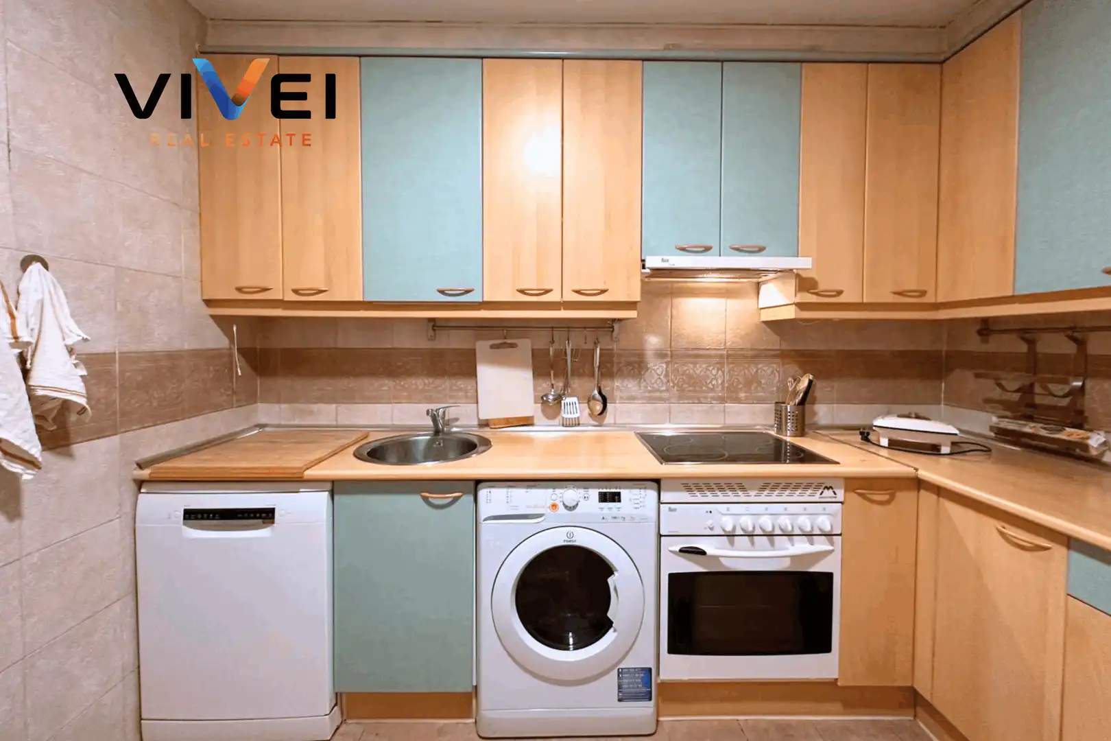 Cocina de Piso de alquiler en Madrid con Calefacción y Balcón