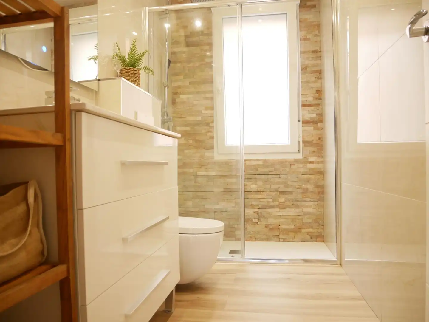 Baño de Piso en venta en Basauri  con Amueblado