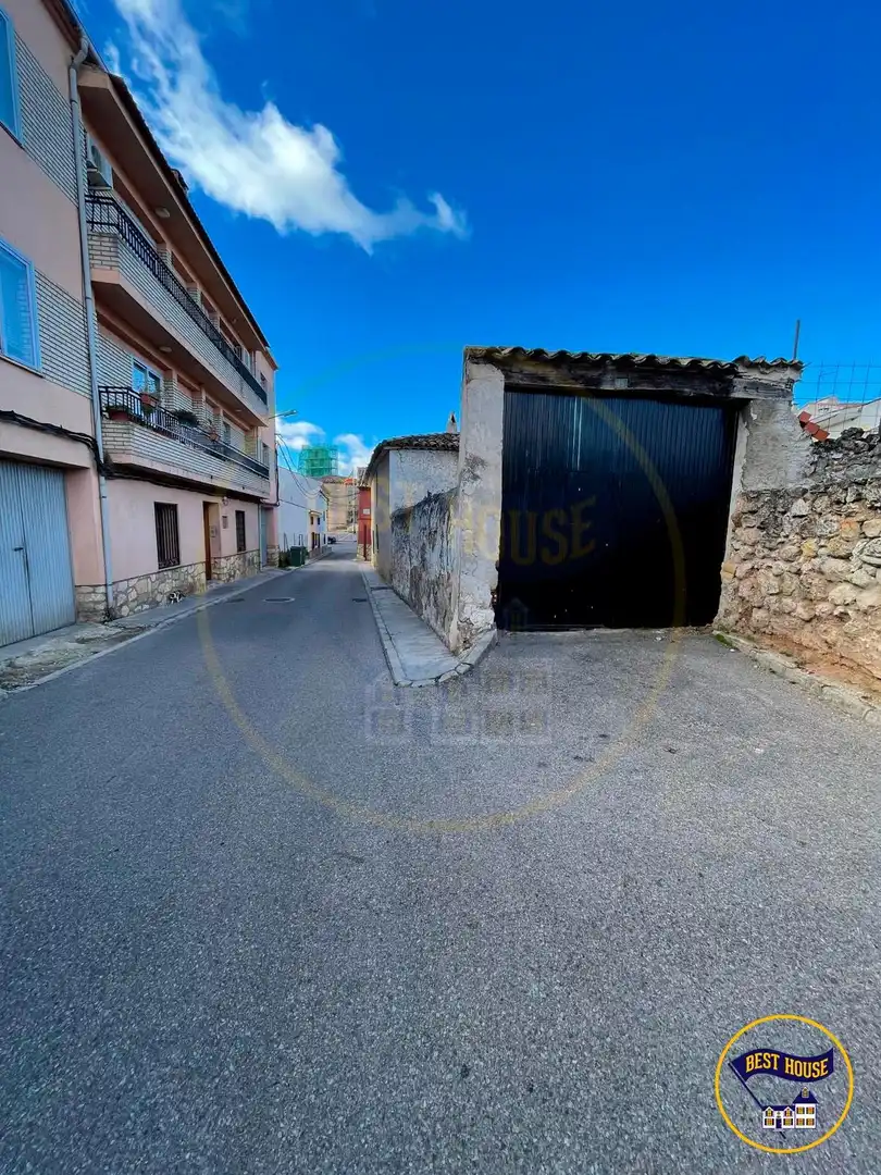 Außenansicht von Residential zum Verkauf in Arcas del Villar