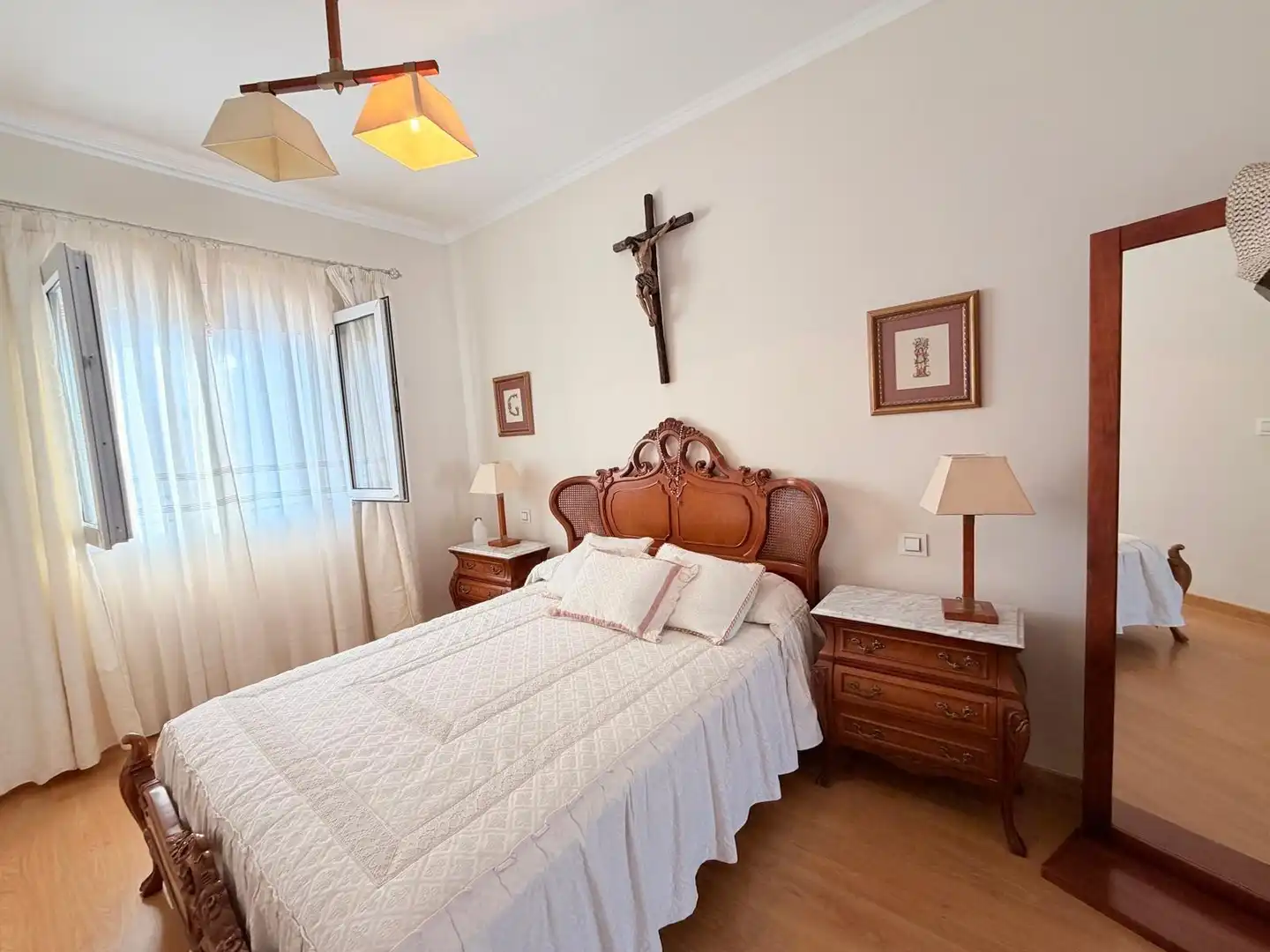 Dormitori de Casa adosada en venda en Oeste