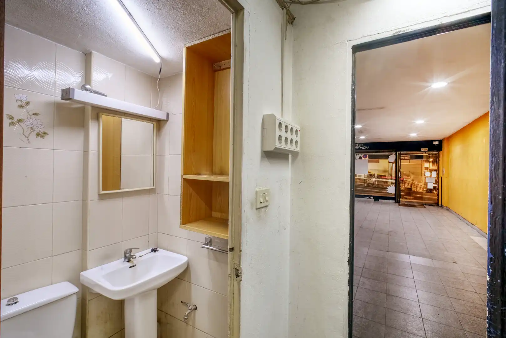 Local en venta en Avenida Finisterre, 155, Paseo de los Puentes - Santa Margarita