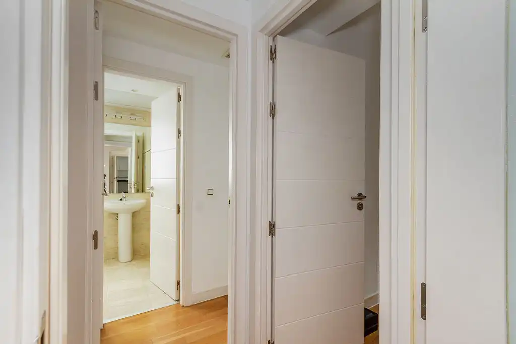 Flat for sale in Madrid  with Storage room and Swimming Pool