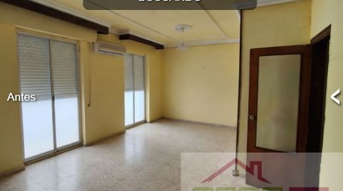 Foto 2 de Piso en venta en Villafranca de los Barros, Badajoz