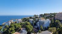 Vista exterior de Apartament en venda en Calvià amb Aire condicionat i Piscina comunitària