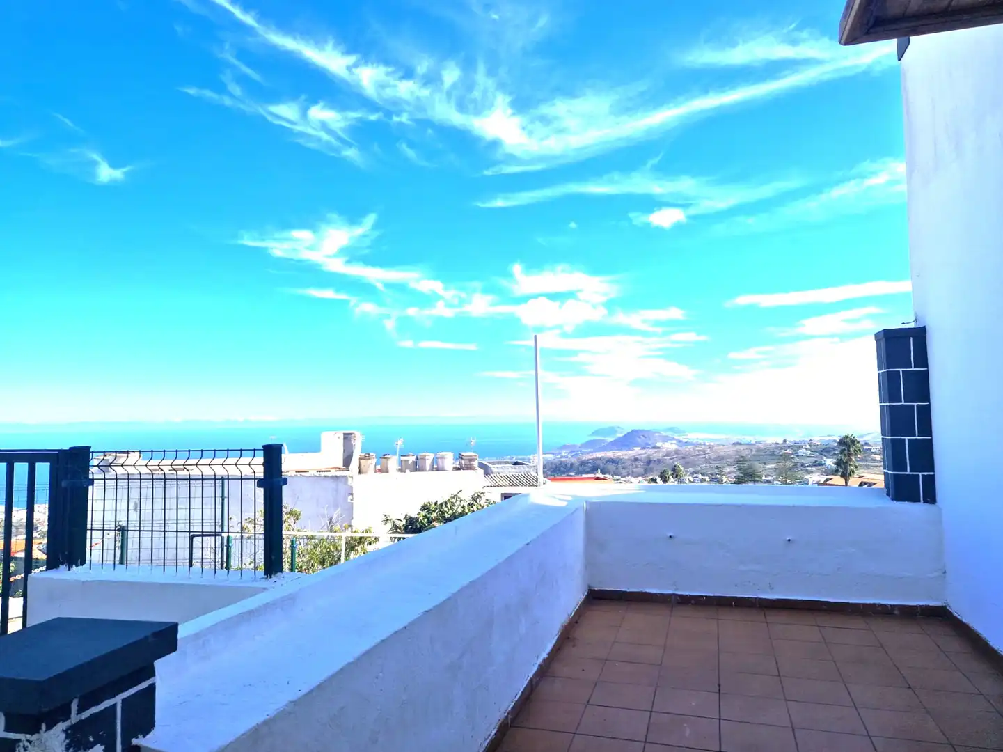 Vista exterior de Casa adosada en venta en Firgas con Jardín privado, Terraza y Balcón