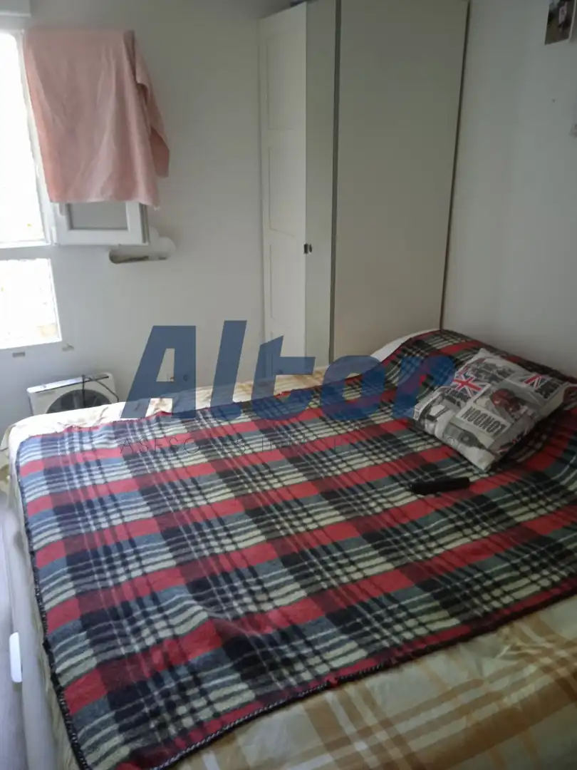 Bedroom of Flat for sale in Madrid