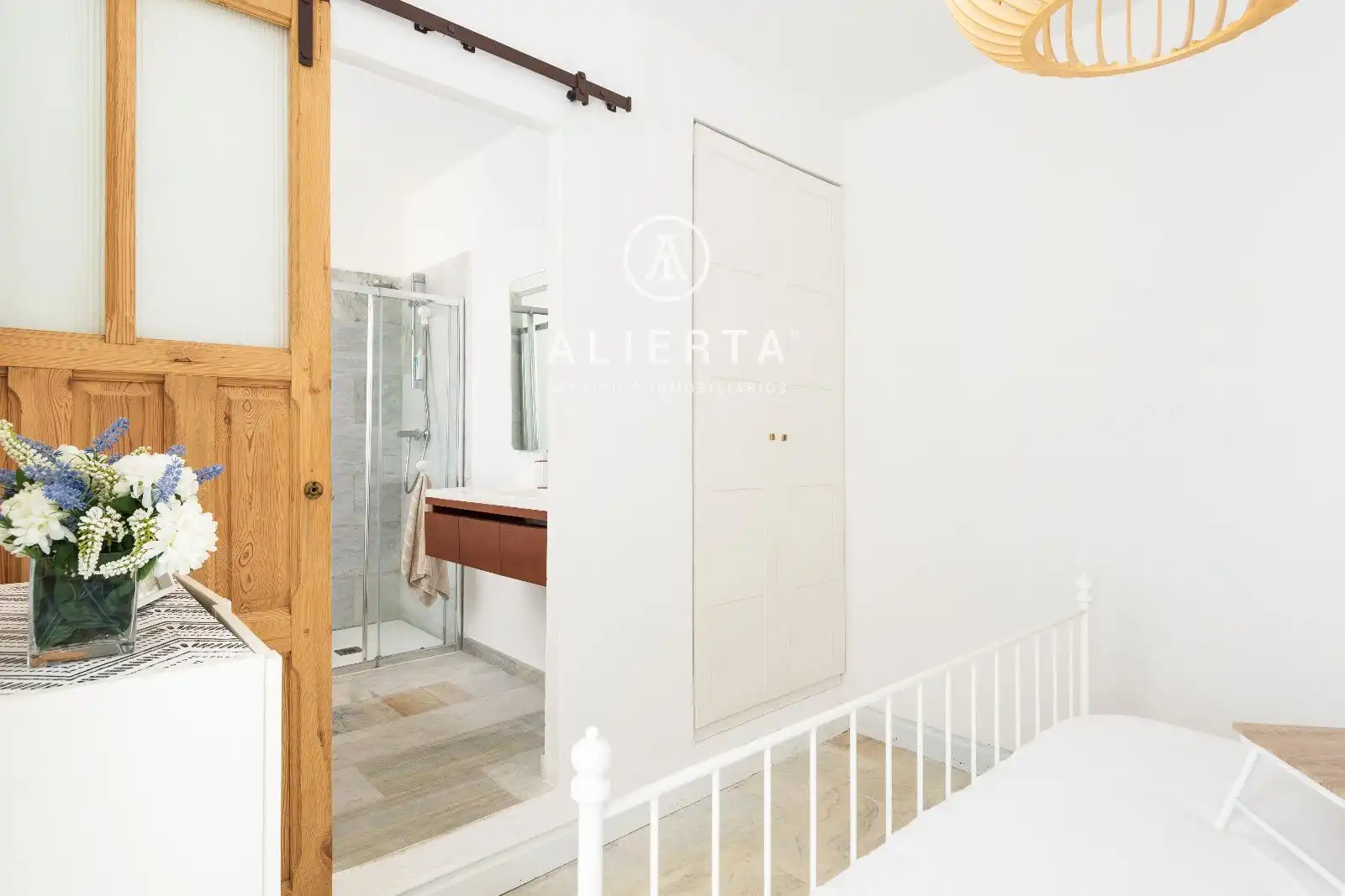 Bedroom of Flat for sale in Zaragoza  with Air Conditioner, Heating and Terrace