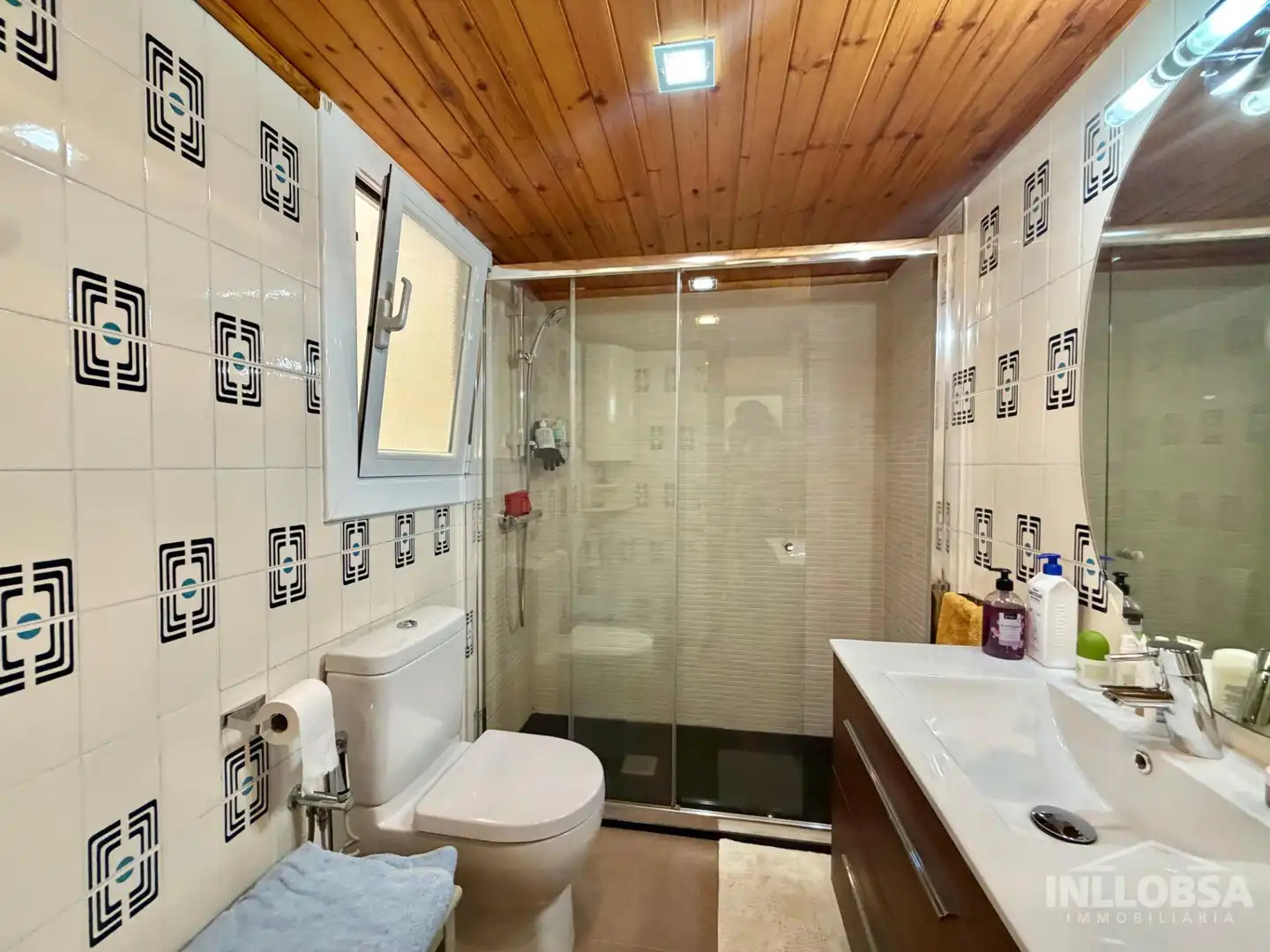 Bathroom of Flat for sale in Manresa  with Heating and Balcony