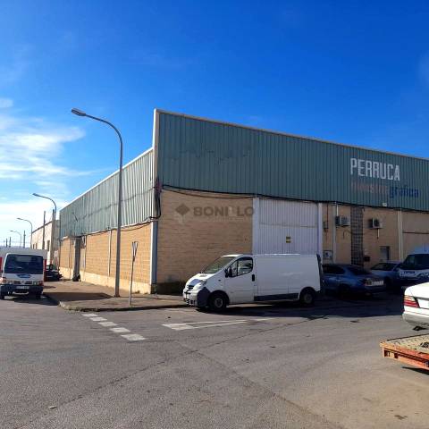 Nave industrial en Alquiler en Niza en Pedanías