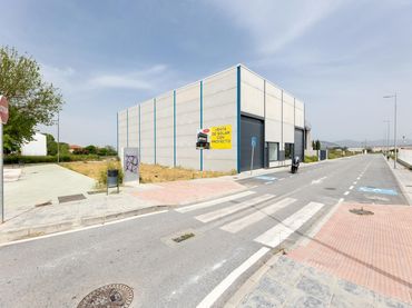 Terreny industrial en venda a Purchil