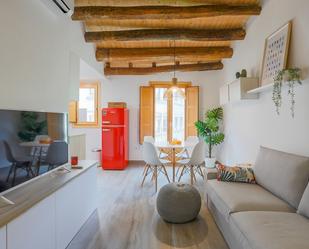 Living room of Attic to rent in  Barcelona Capital  with Air Conditioner, Heating and Alarm